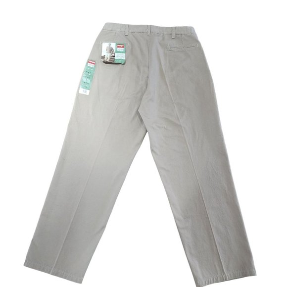 Wrangler Mens Khaki Flat Front Relaxed Fit Wrinkle Resistant Casual Pants 40 32L - Picture 12 of 14